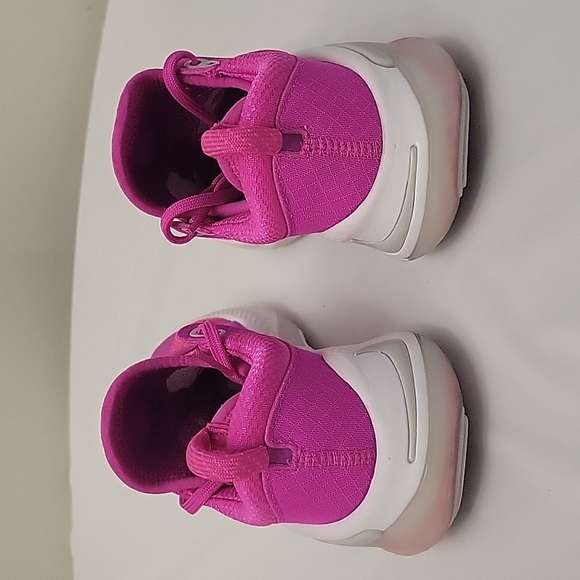 Women's Nike Joyride Run Flyknit Running Shoe Pink AQ2731-603 Size 6 - Picture 3 of 5